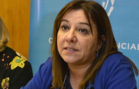 Cecilia Velásquez, dispuso que su chofer ahora ocupe un cargo de director en el Consejo de Educación.
