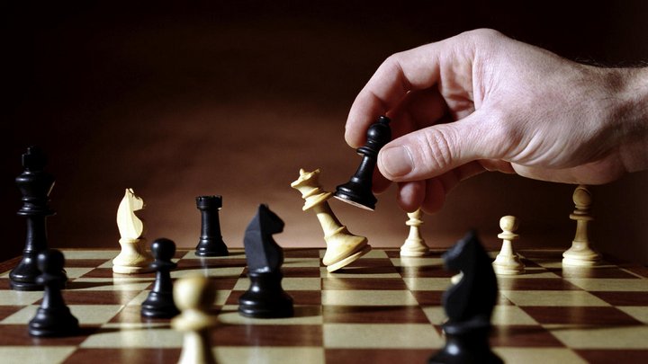 La estrategia en el ajedrez - Anatoly Karpov