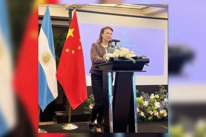Diana Mondino en China solicita inversiones