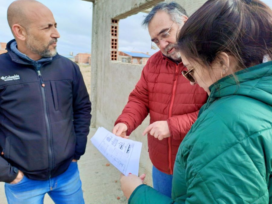 Obra inconclusa: El Instituto de Desarrollo Urbano inspeccionó la Escuela Industrial N°  …