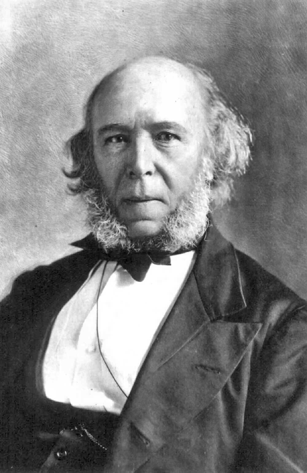 Herbert Spencer: Pionero del Liberalismo y Defensor de la Libertad Individual