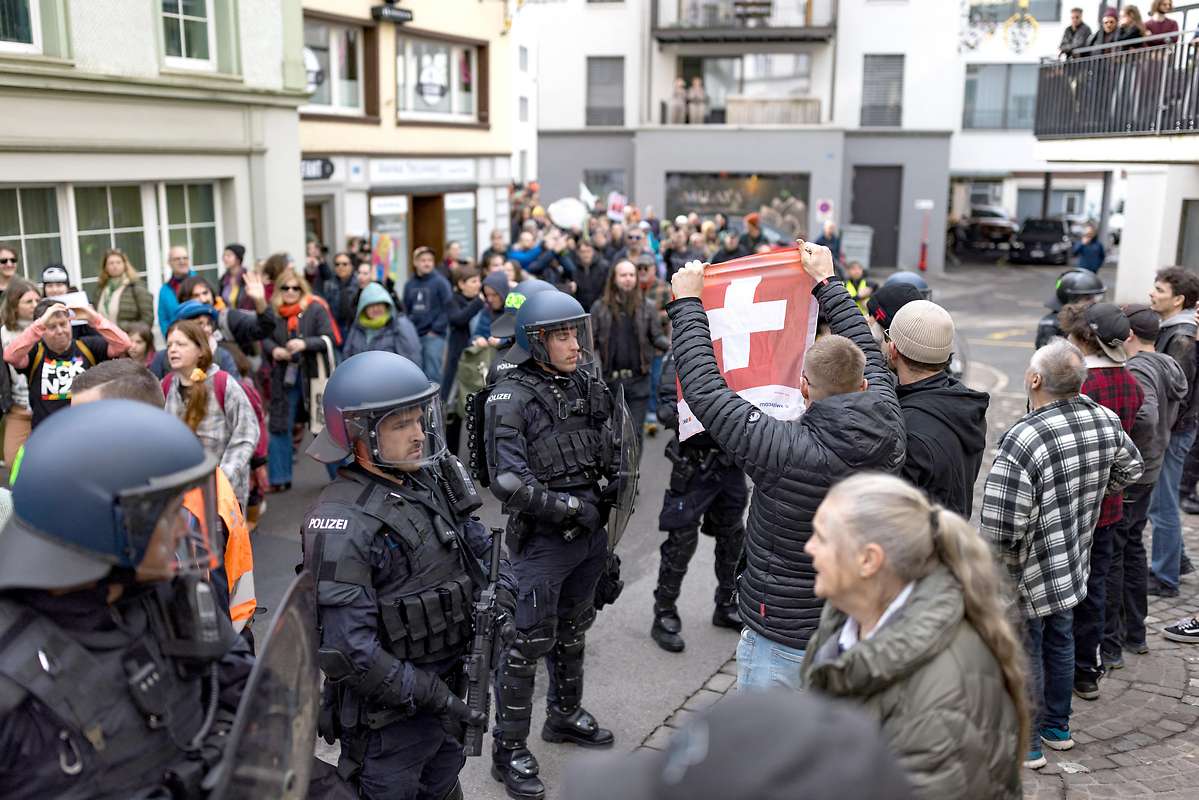 Manifestación en Suiza contra Alice Weidel, líder de la AfD