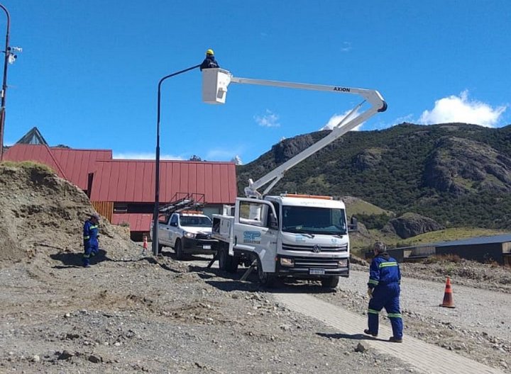 Mejoran alumbrado público en El Chaltén