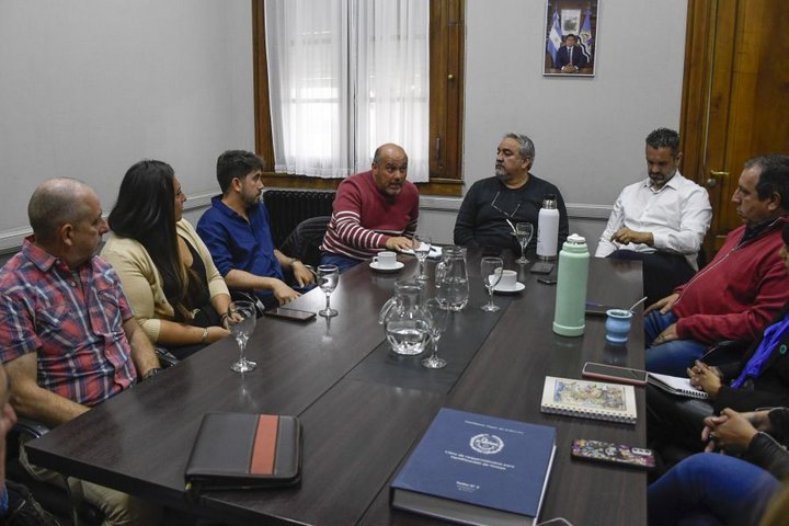 El Gobierno de Santa Cruz desarrolló mesa de trabajo por tierras para El Chaltén