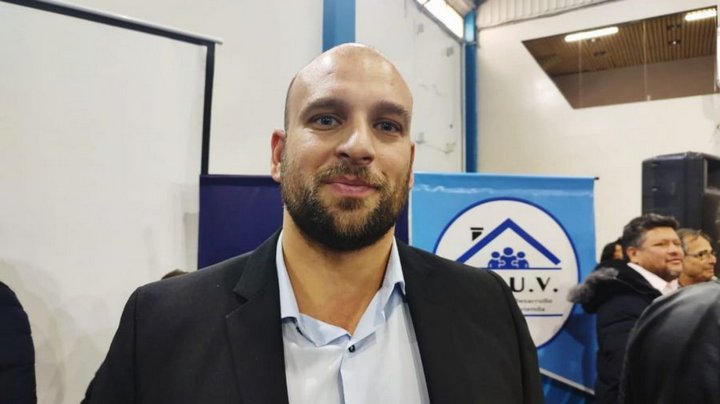 Borquez: “Las obras van a generar puestos de trabajo, tendremos: polideportivo, viviendas y la reconstrucción de la escuela N°2”