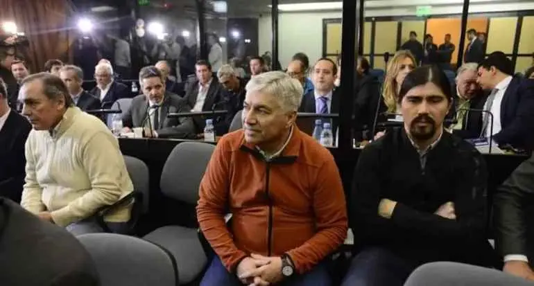 Ruta del dinero K: ordenaron la detención de seis condenados