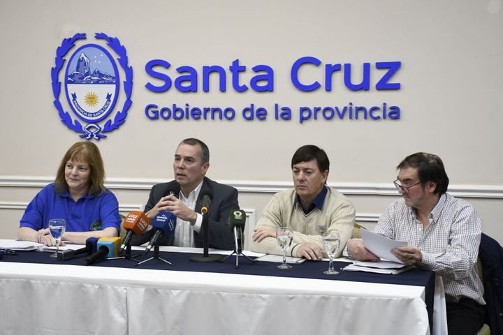 Santa Cruz presentó detalles del convenio que firmó para adherir a las modificaciones de la Ley Nacional de Tránsito