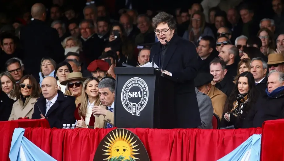 Javier Milei y el Peligro de la Concentración del Poder: Un Llamado a la Defensa de la Democracia