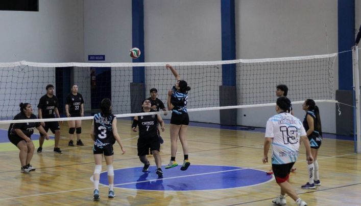 Eva Perón se consagró campeón del torneo de vóley mixto organizado por el área provincial de Juventud