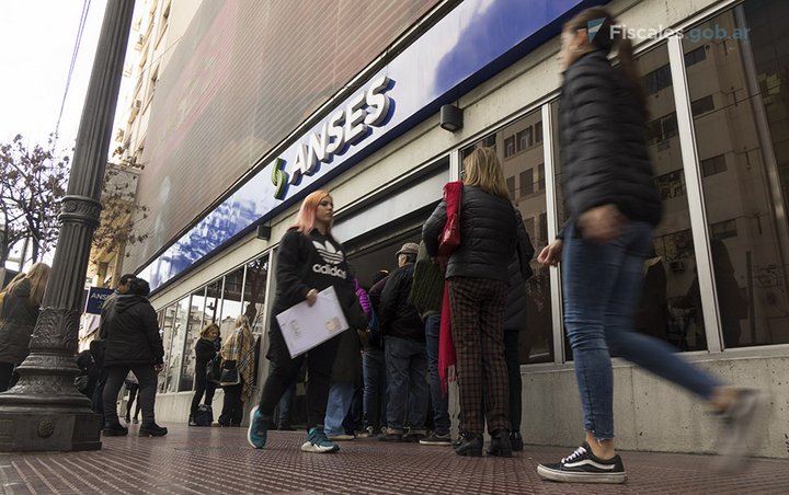 Comodoro Rivadavia: ordenan profundizar la investigación por estafa contra un estudio jurídico que cobraba a jubilados porcentajes sobre los reajustes de haberes