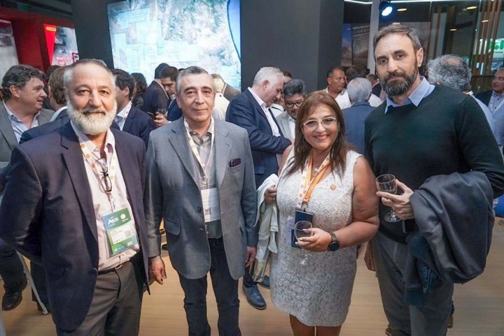 Álvarez: «Santa Cruz necesita planes de inversión claros, compromisos ambientales y mano de obra local»
