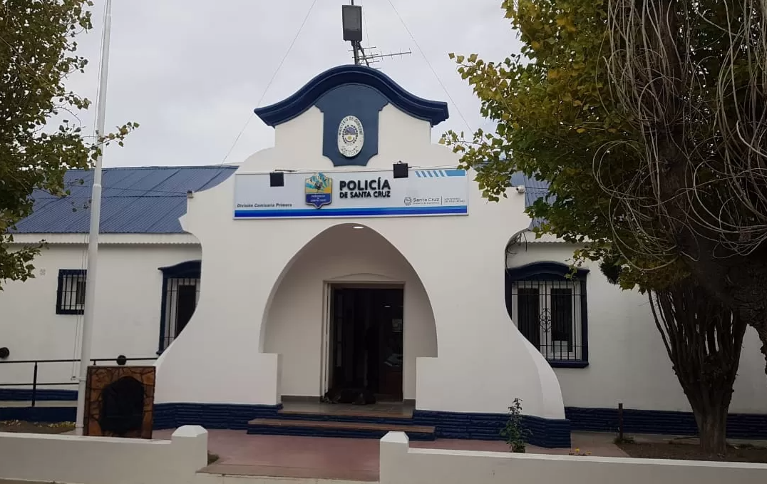 Un interno intentó quitarse la vida en una comisaría de Río Gallegos